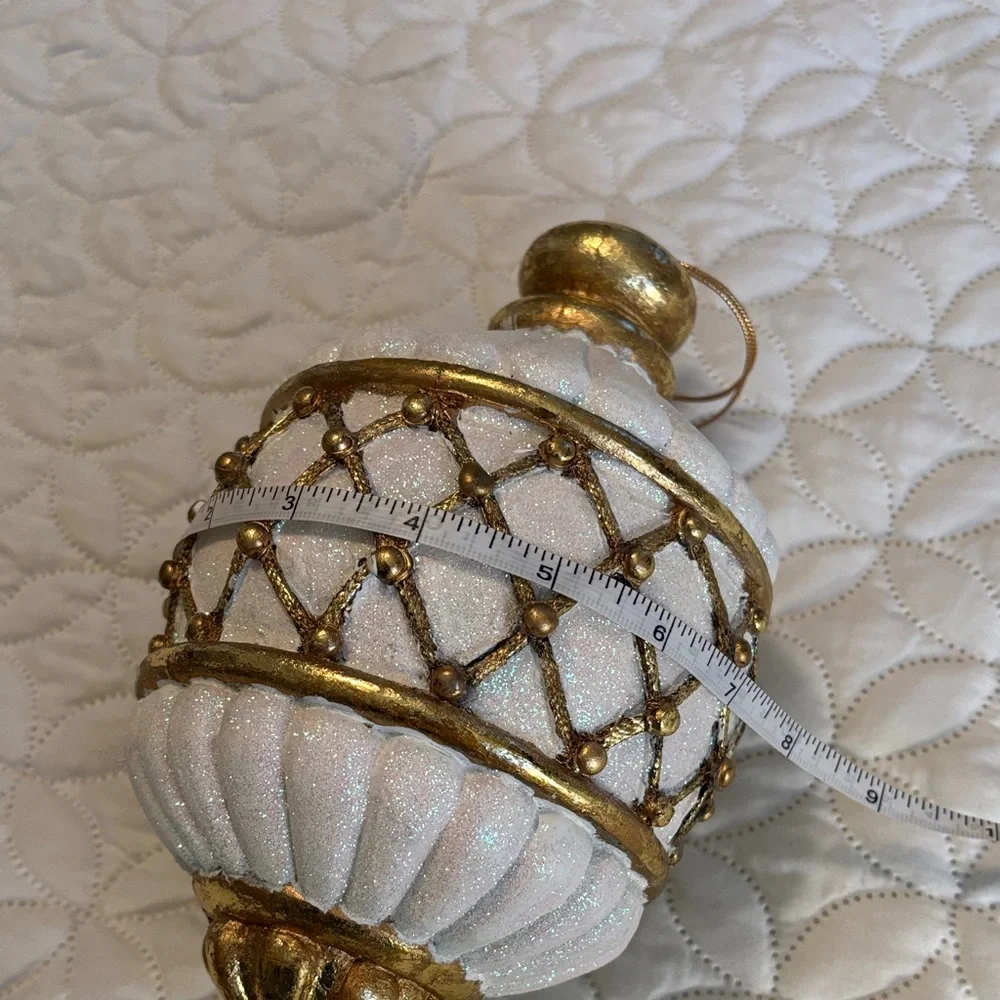 Luxurious Gold and White Holiday Ornament hard Thick Plastic Glitter Sparkles